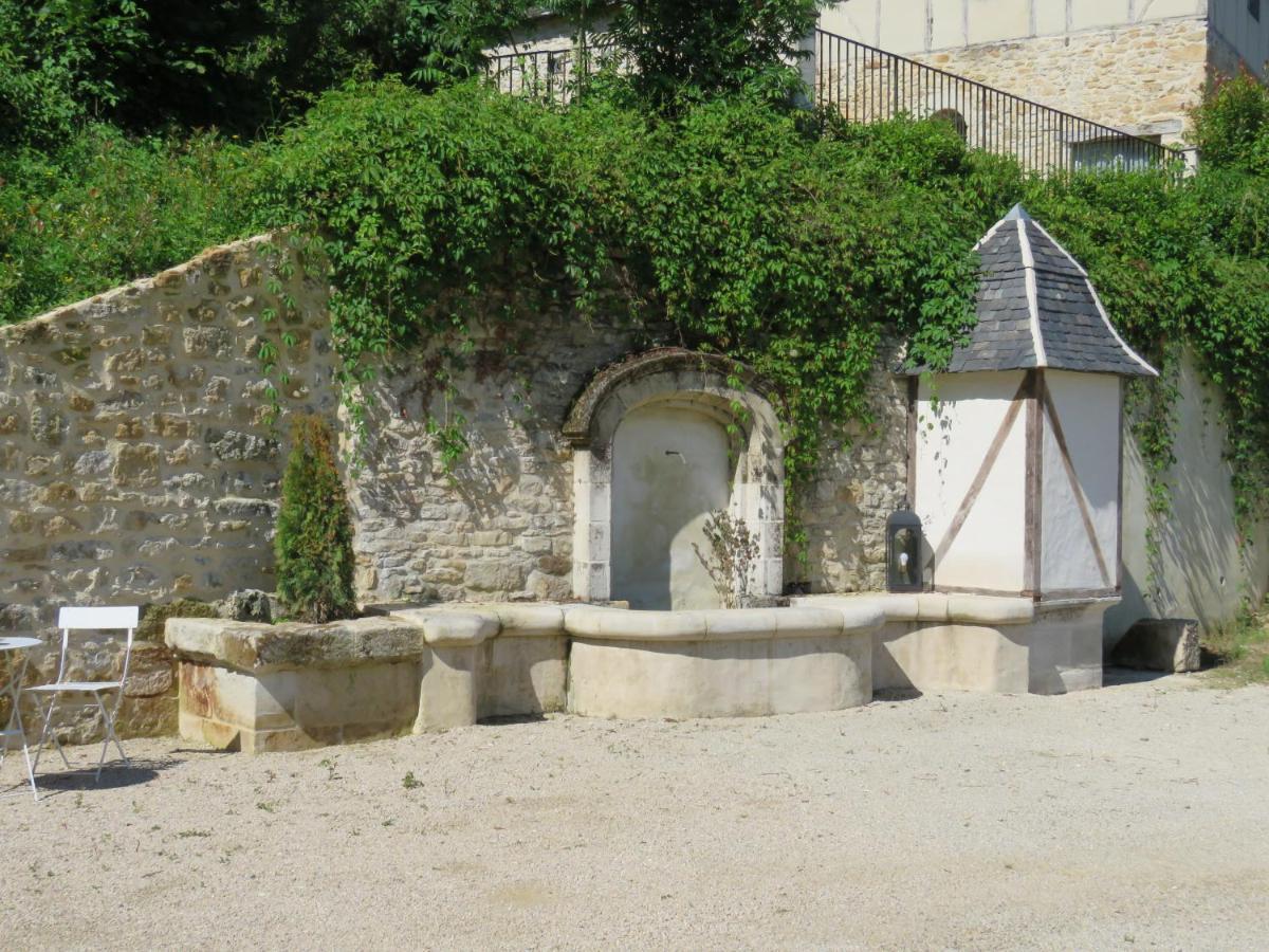 Chateau De Gaubert Bed and Breakfast Terrasson Esterno foto